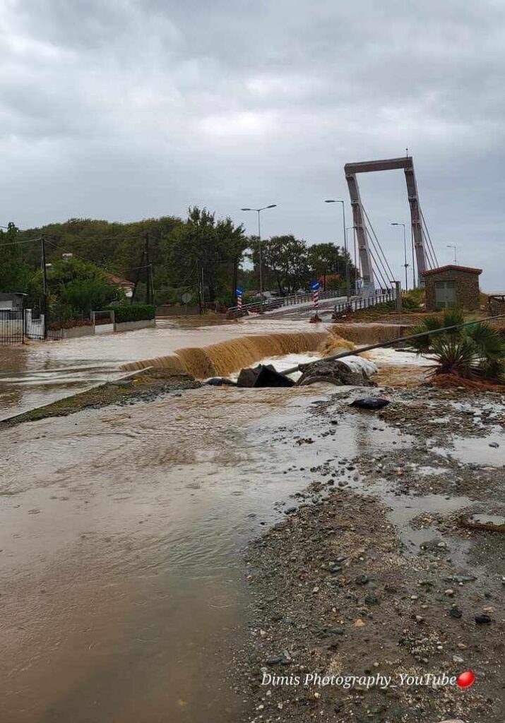 Bιβλική καταστροφή με έναν νεκρό και έναν αγνοούμενο στο Βόλο – Δραματικά βίντεο από τις πλημμύρες