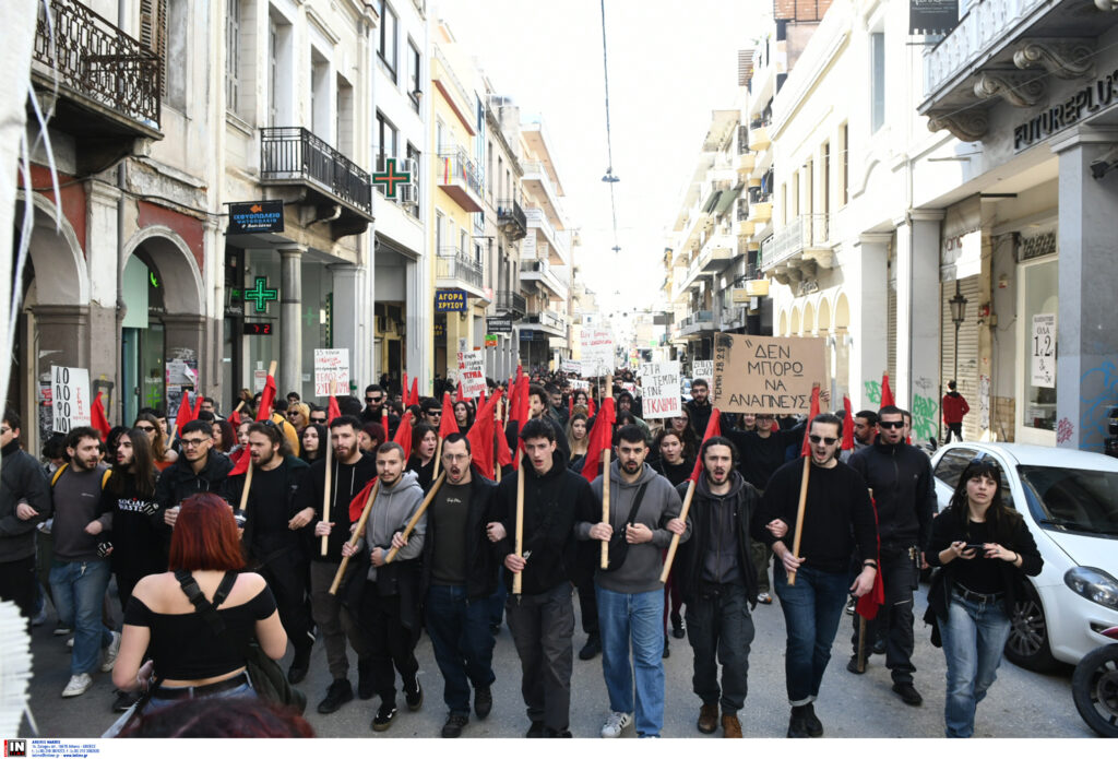 Τέμπη: Κινητοποιήσεις ανά την Ελλάδα από φοιτητές, μαθητές και εκπαιδευτικούς – Ζητούν Δικαιοσύνη και απόδοση ευθυνών