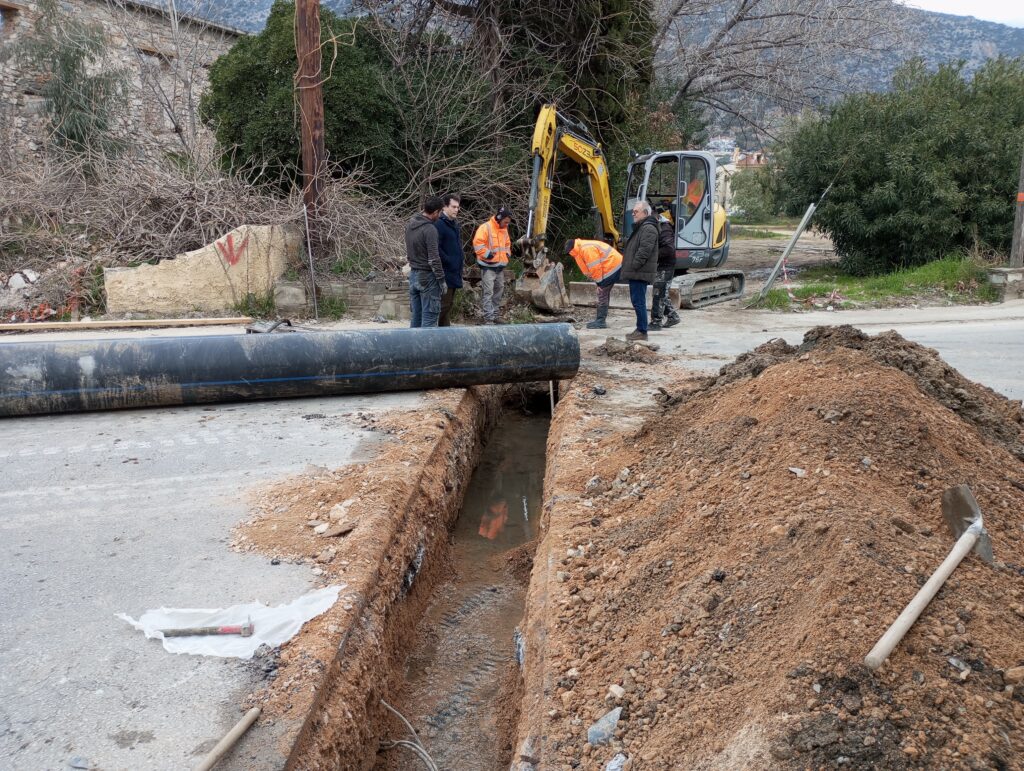 ΔΕΥΑΜΒ: Συνεχίζονται οι εργασίες της ενίσχυσης του δικτύου ομβρίων υδάτων στην Αγριά